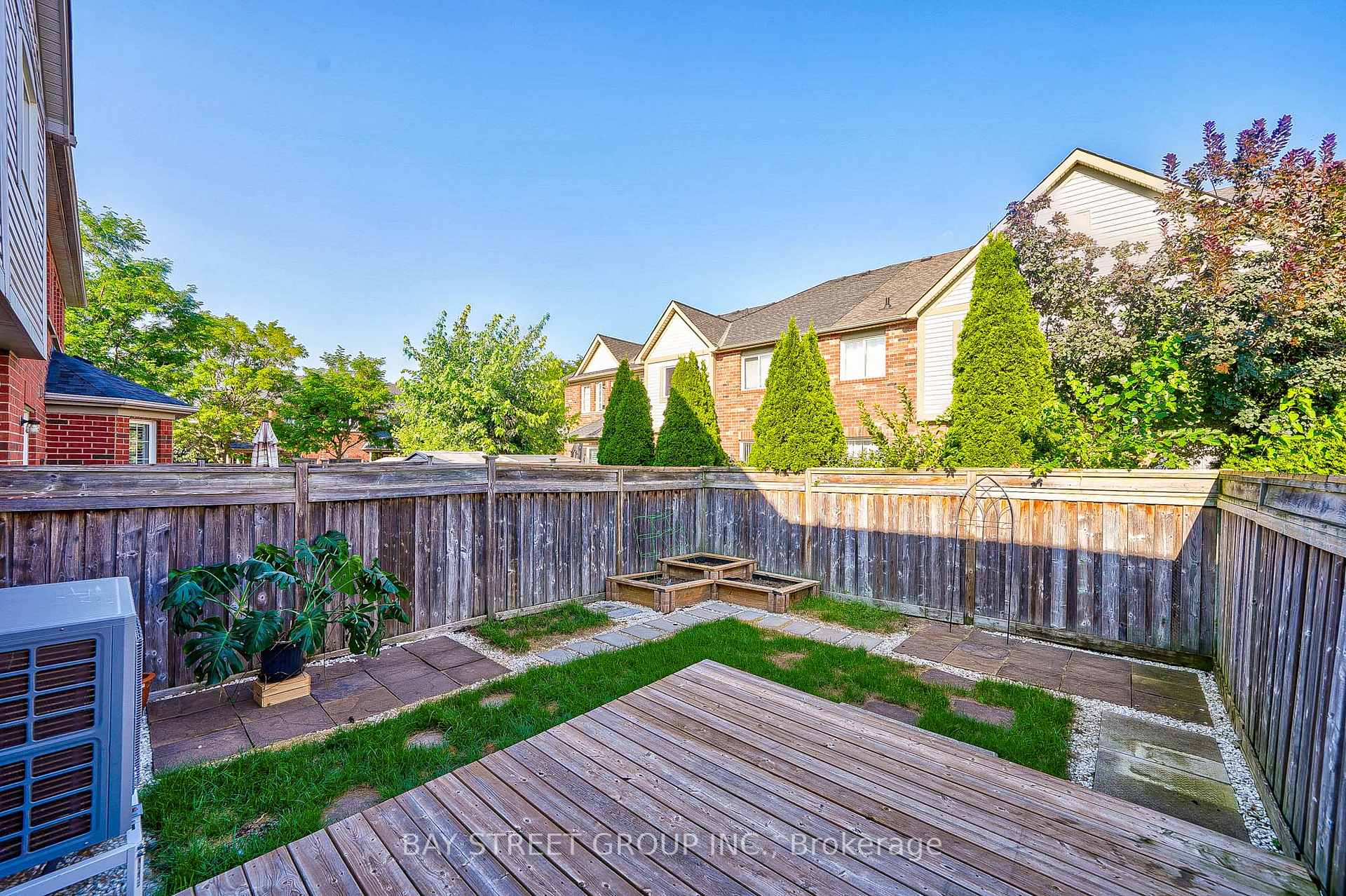 Photo 39 of 68 Collis Drive, Aurora, Bayview Northeast — HOMEH