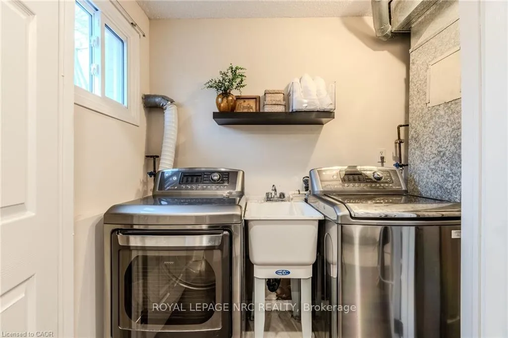 Photo 10 of Unit 18, 29 Heritage Drive, Hamilton, Stoney Creek — HOMEH