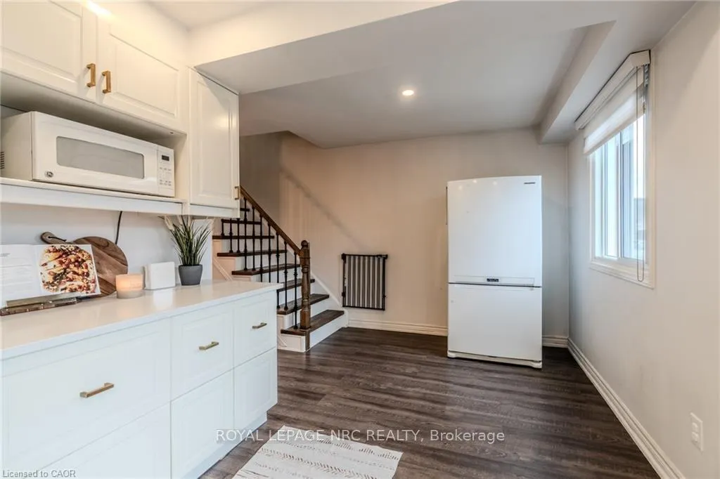 Photo 26 of Unit 18, 29 Heritage Drive, Hamilton, Stoney Creek — HOMEH