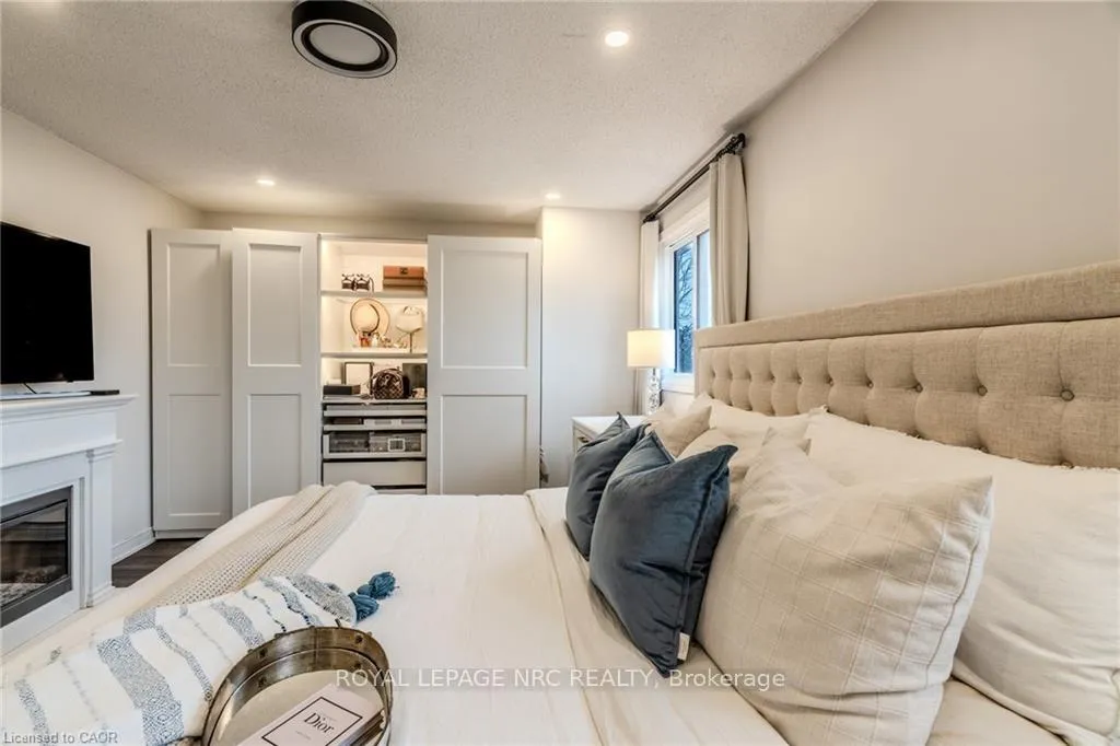 Photo 29 of Unit 18, 29 Heritage Drive, Hamilton, Stoney Creek — HOMEH