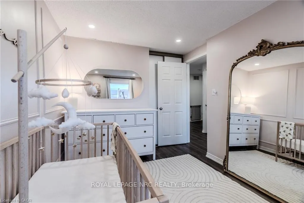 Photo 35 of Unit 18, 29 Heritage Drive, Hamilton, Stoney Creek — HOMEH