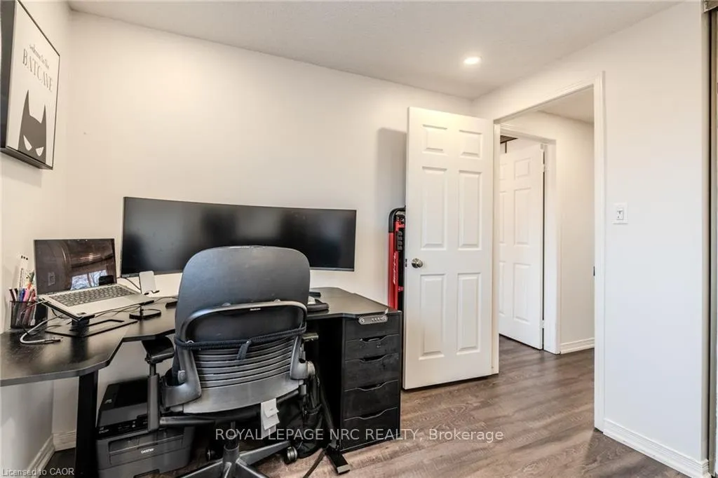 Photo 37 of Unit 18, 29 Heritage Drive, Hamilton, Stoney Creek — HOMEH