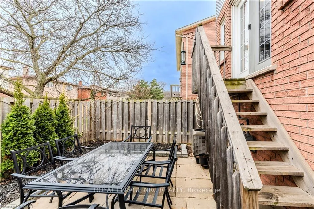 Photo 41 of Unit 18, 29 Heritage Drive, Hamilton, Stoney Creek — HOMEH
