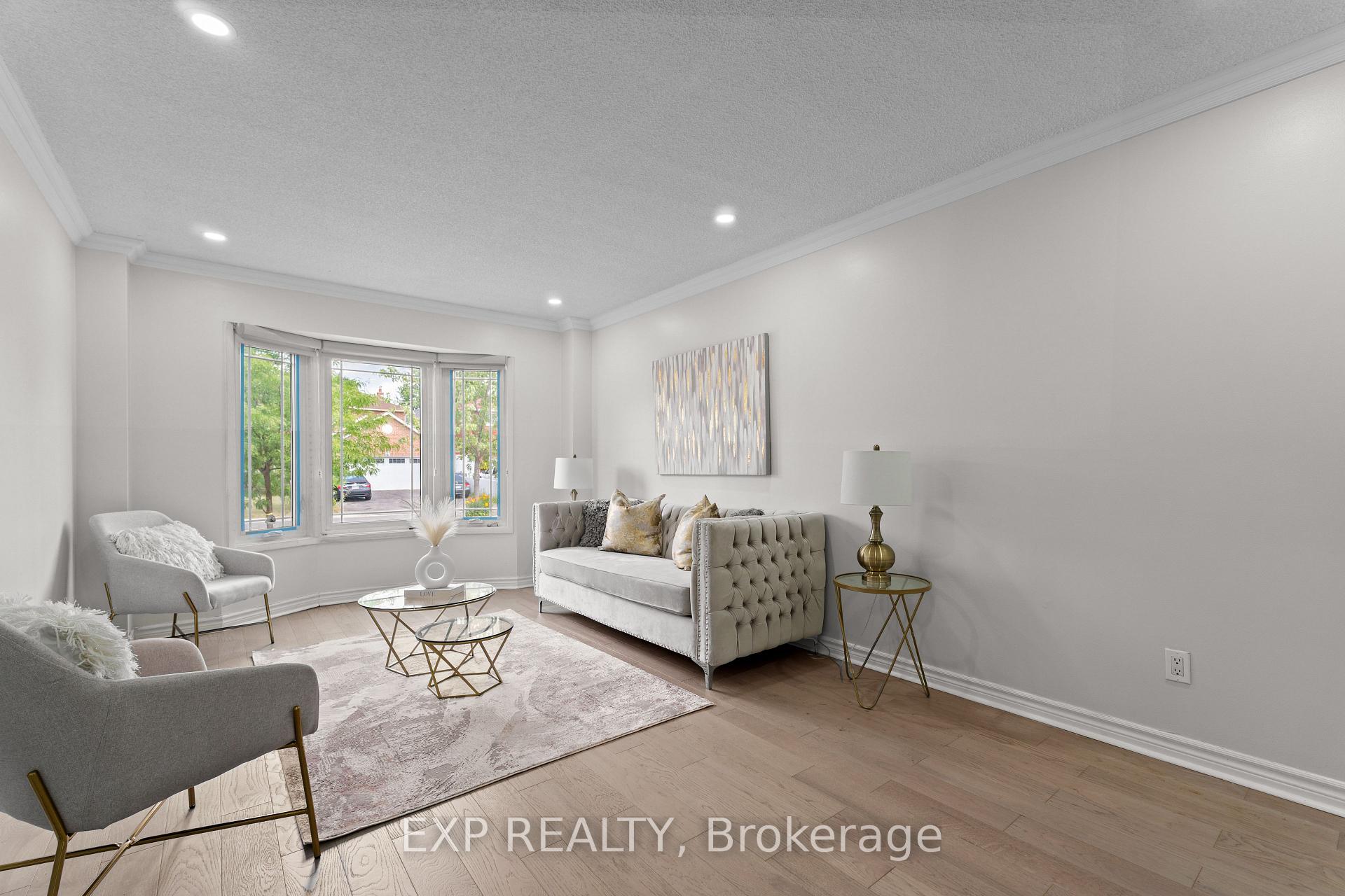 Photo 6 of 28 Fairlight Street, Brampton, Heart Lake West — HOMEH