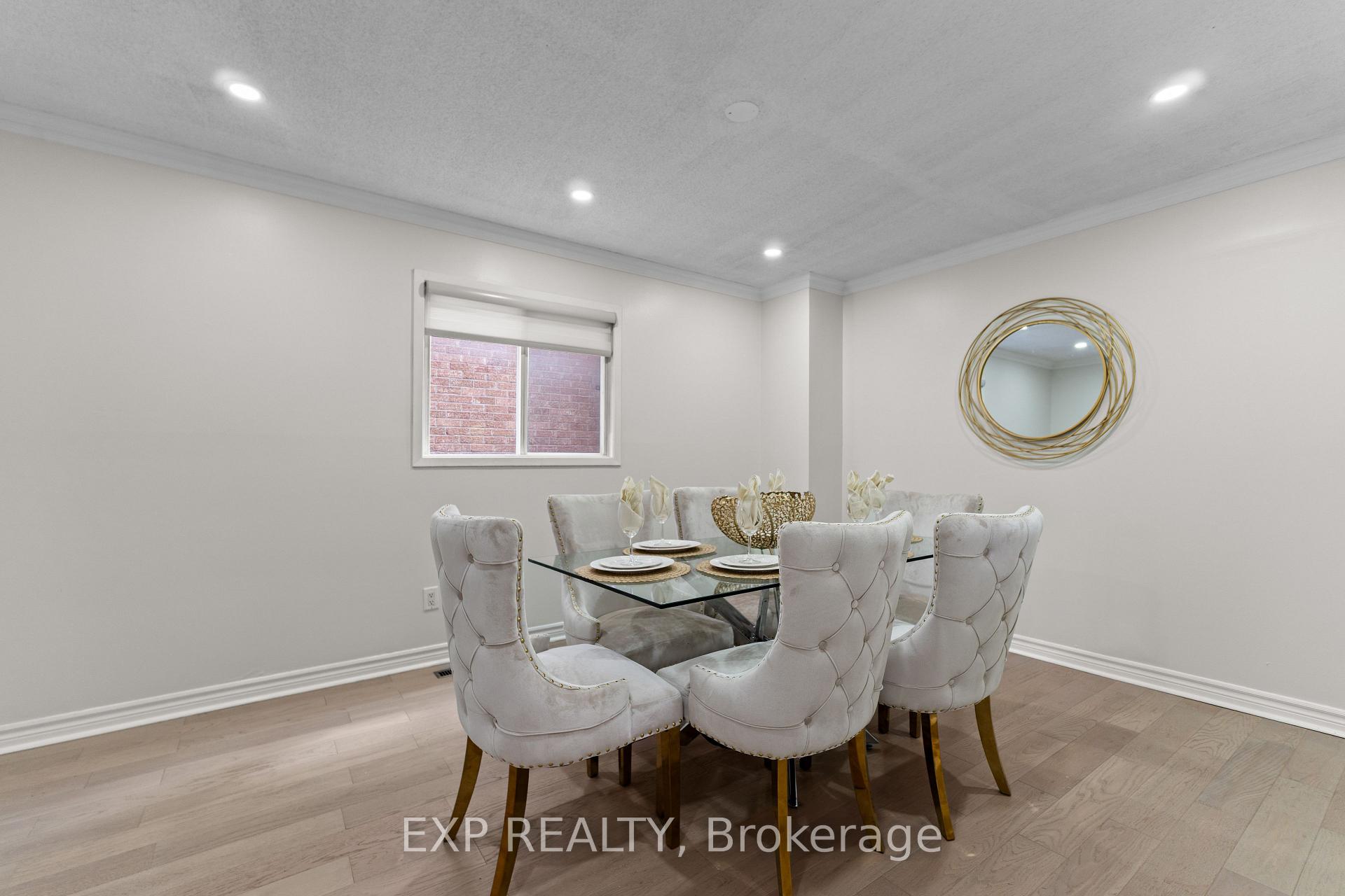Photo 5 of 28 Fairlight Street, Brampton, Heart Lake West — HOMEH