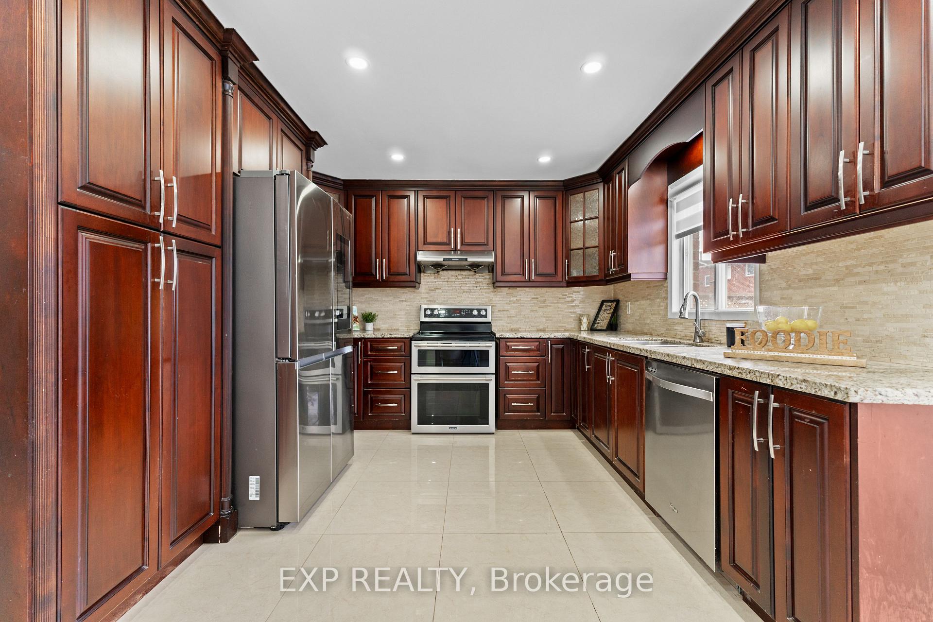Photo 31 of 28 Fairlight Street, Brampton, Heart Lake West — HOMEH