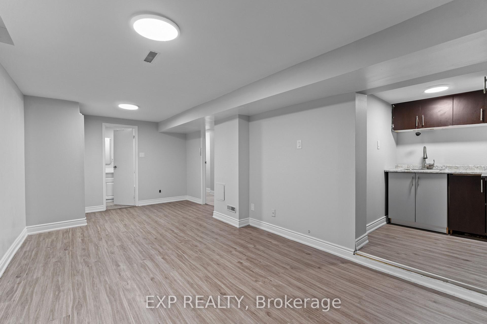 Photo 12 of 28 Fairlight Street, Brampton, Heart Lake West — HOMEH