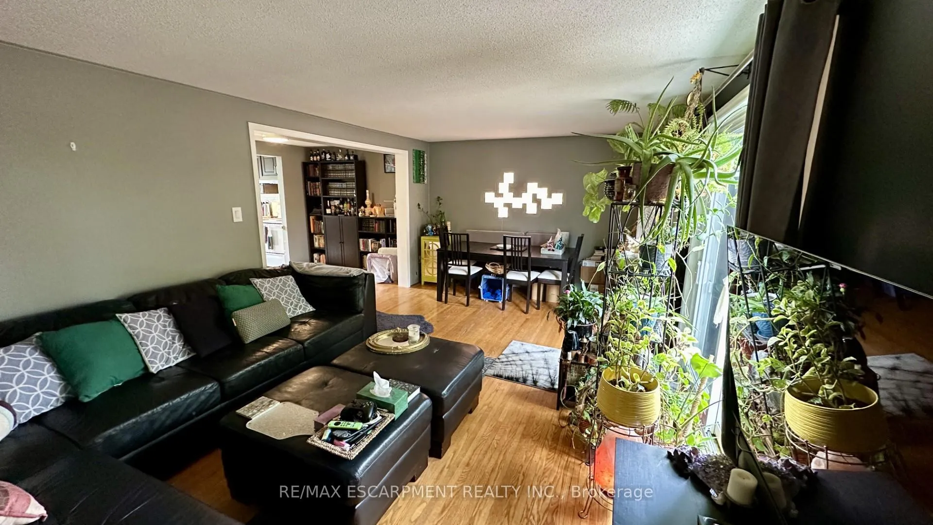 Photo 2 of Unit 44, 151 Gateshead Crescent, Hamilton, Stoney Creek — HOMEH