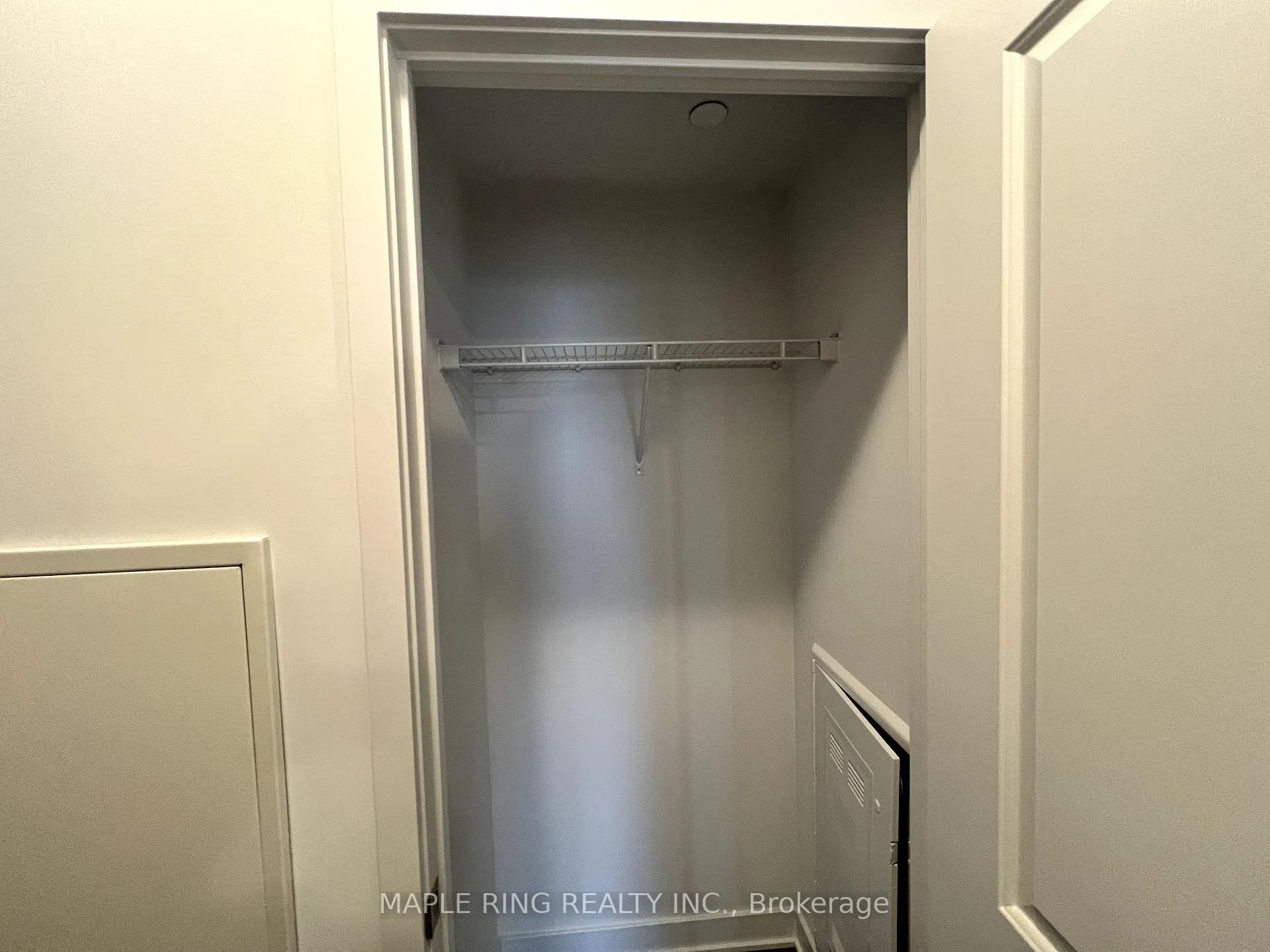 Photo 3 of Unit 2003, 2920 Highway 7 Road, Vaughan, Concord — HOMEH