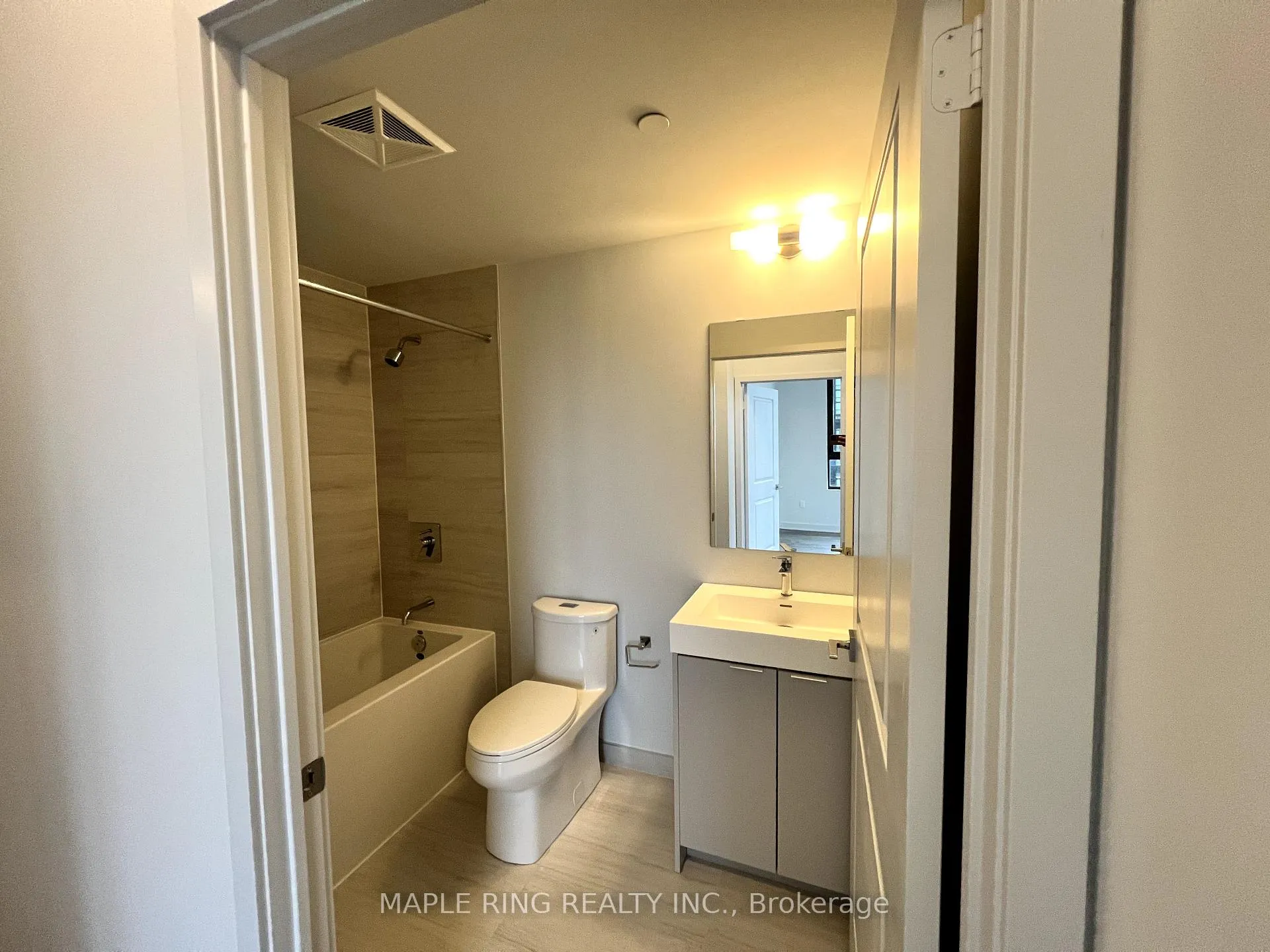 Photo 8 of Unit 2003, 2920 Highway 7 Road, Vaughan, Concord — HOMEH