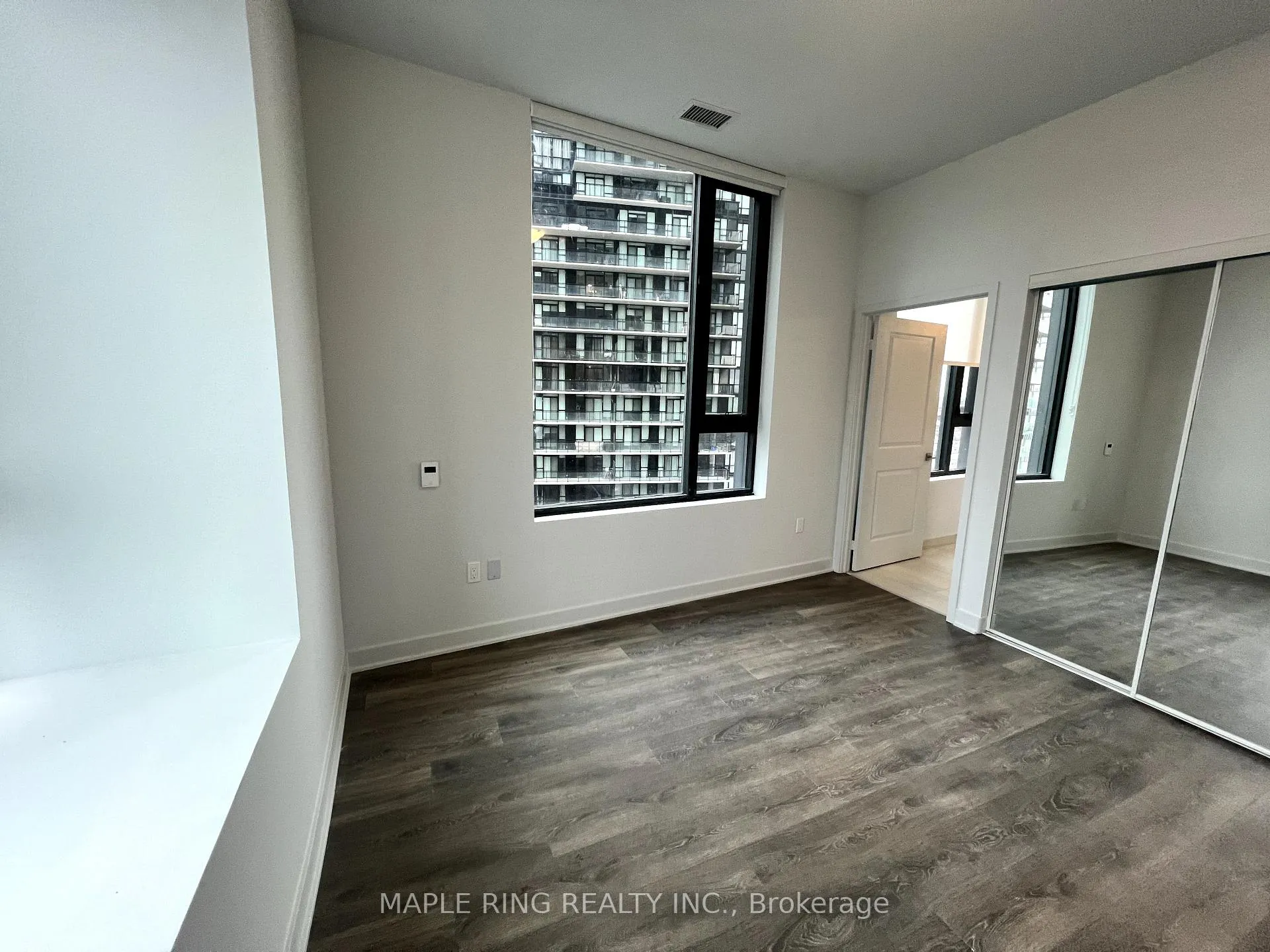 Photo 12 of Unit 2003, 2920 Highway 7 Road, Vaughan, Concord — HOMEH