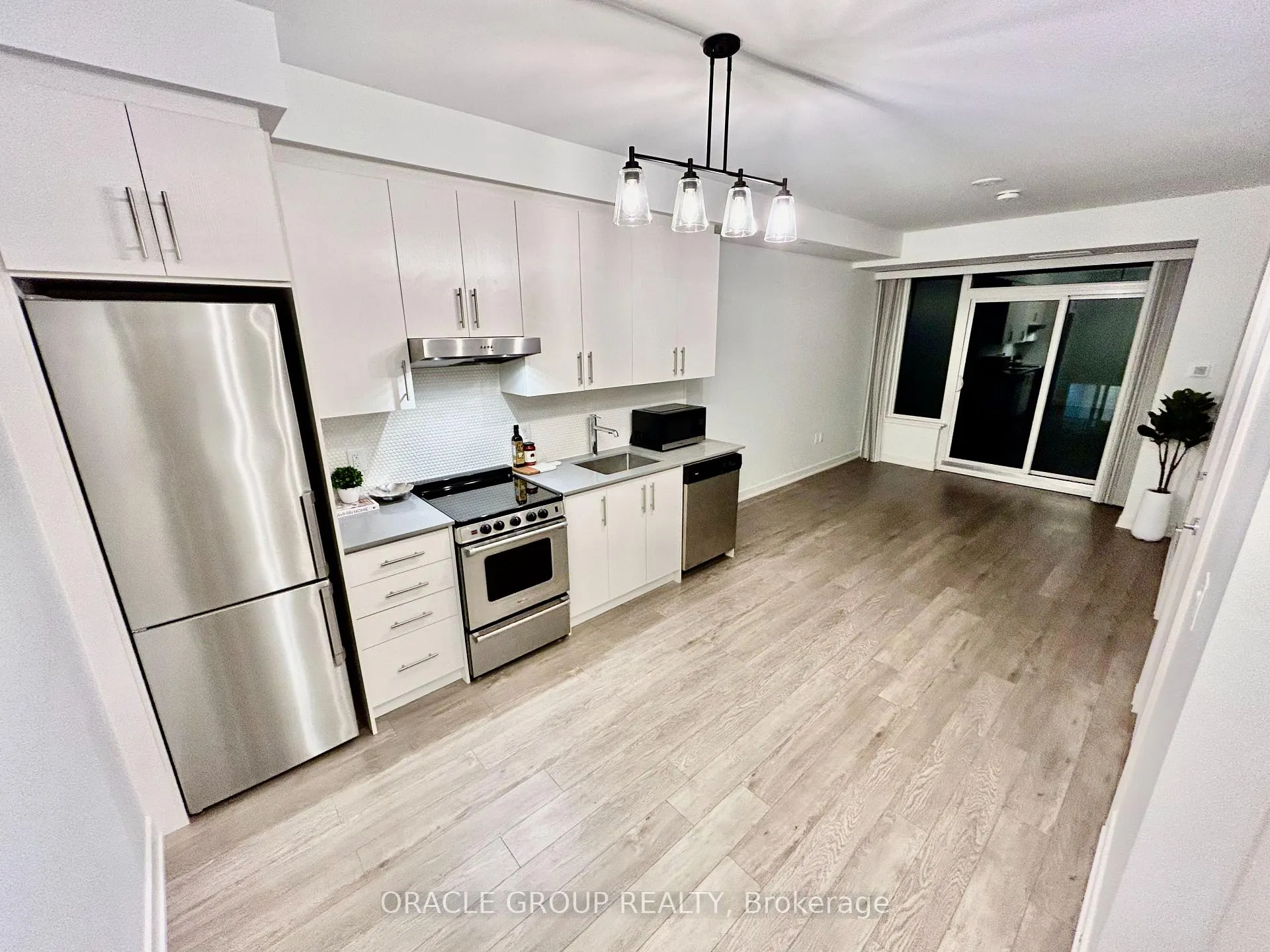 Photo 6 of Unit 709, 212 King William Street, Hamilton, Beasley — HOMEH