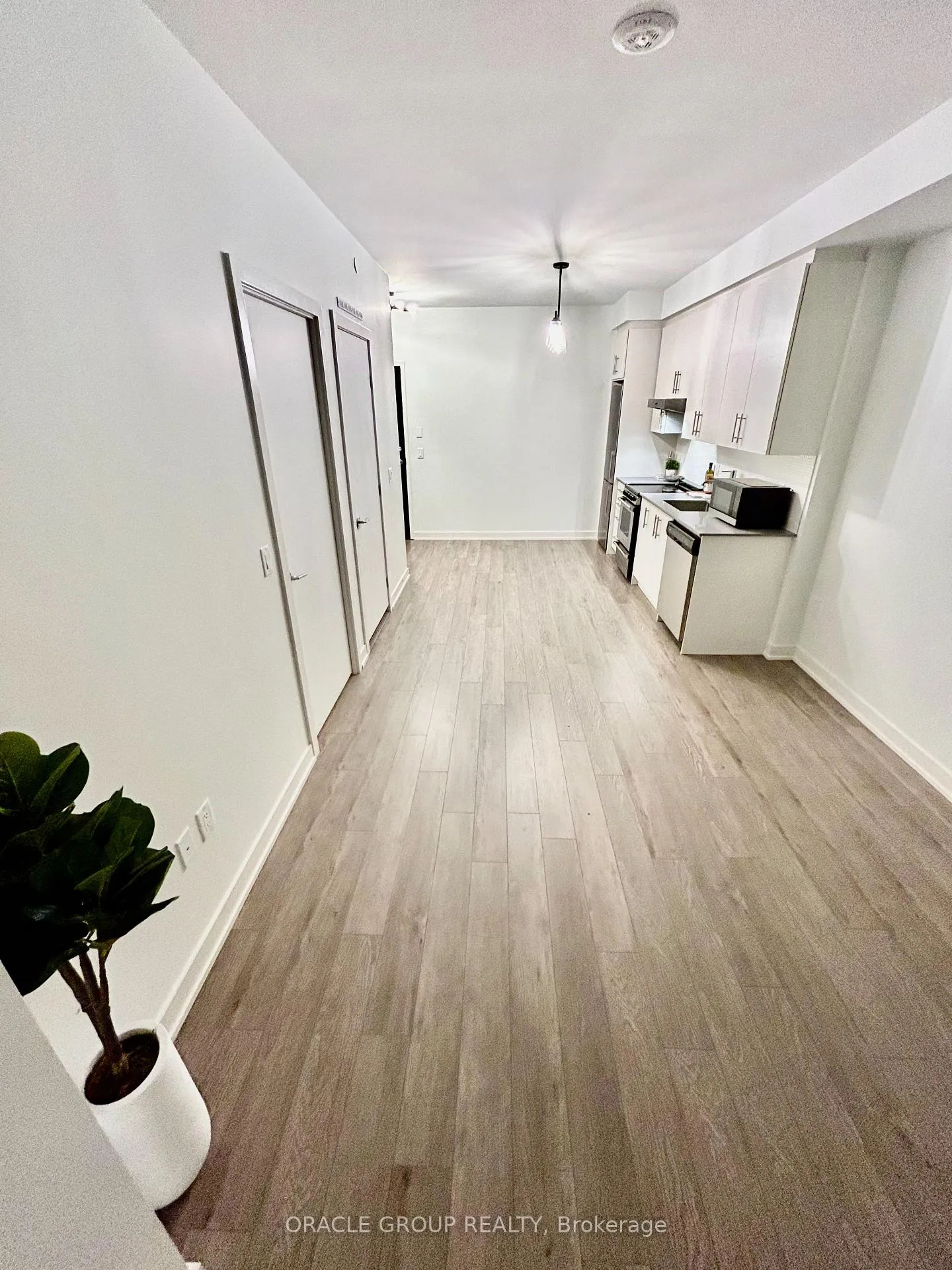 Photo 11 of Unit 709, 212 King William Street, Hamilton, Beasley — HOMEH