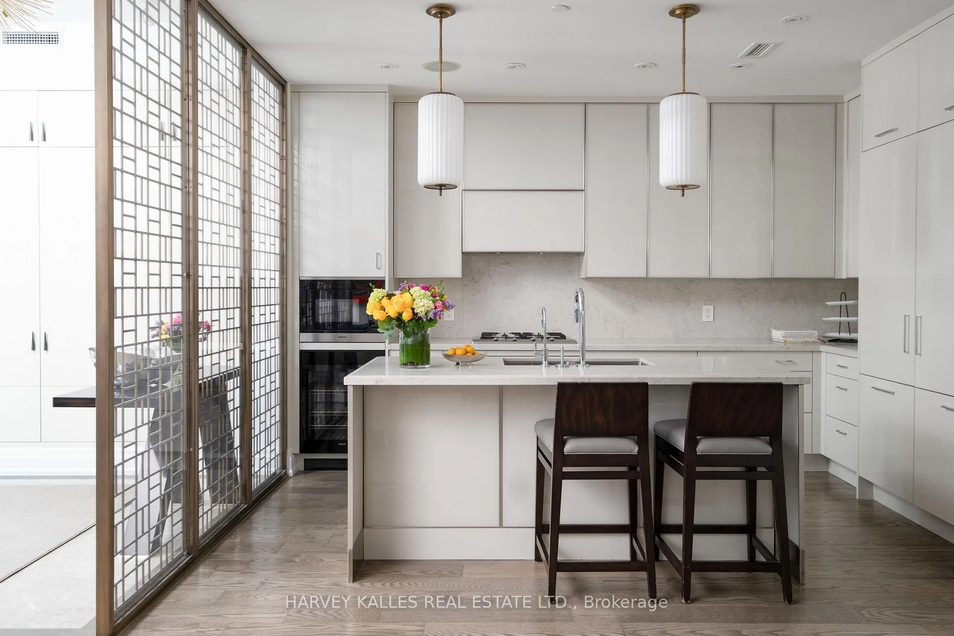 Photo 4 of 127 Pears Avenue, Toronto, The Annex — HOMEH