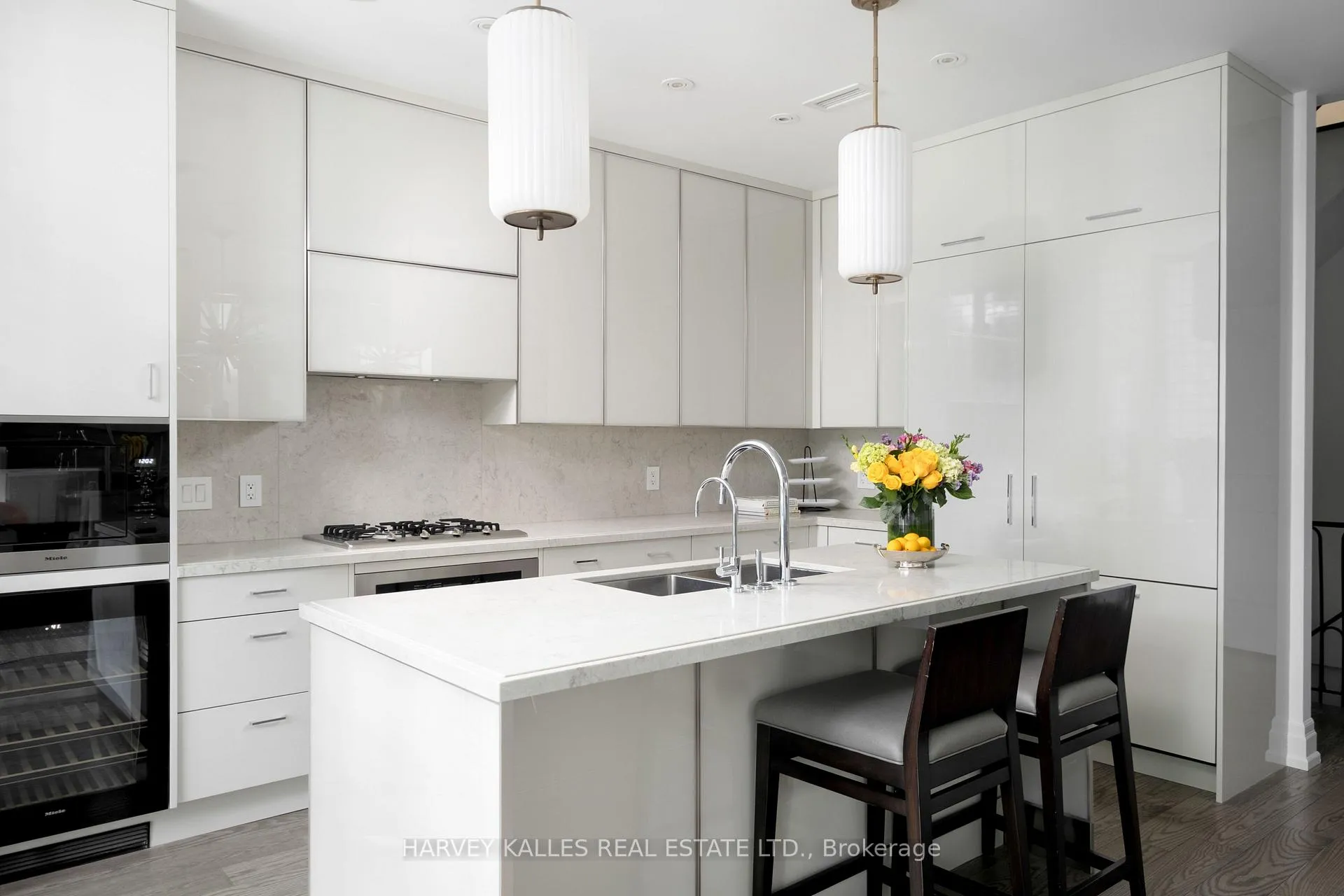 Photo 8 of 127 Pears Avenue, Toronto, The Annex — HOMEH