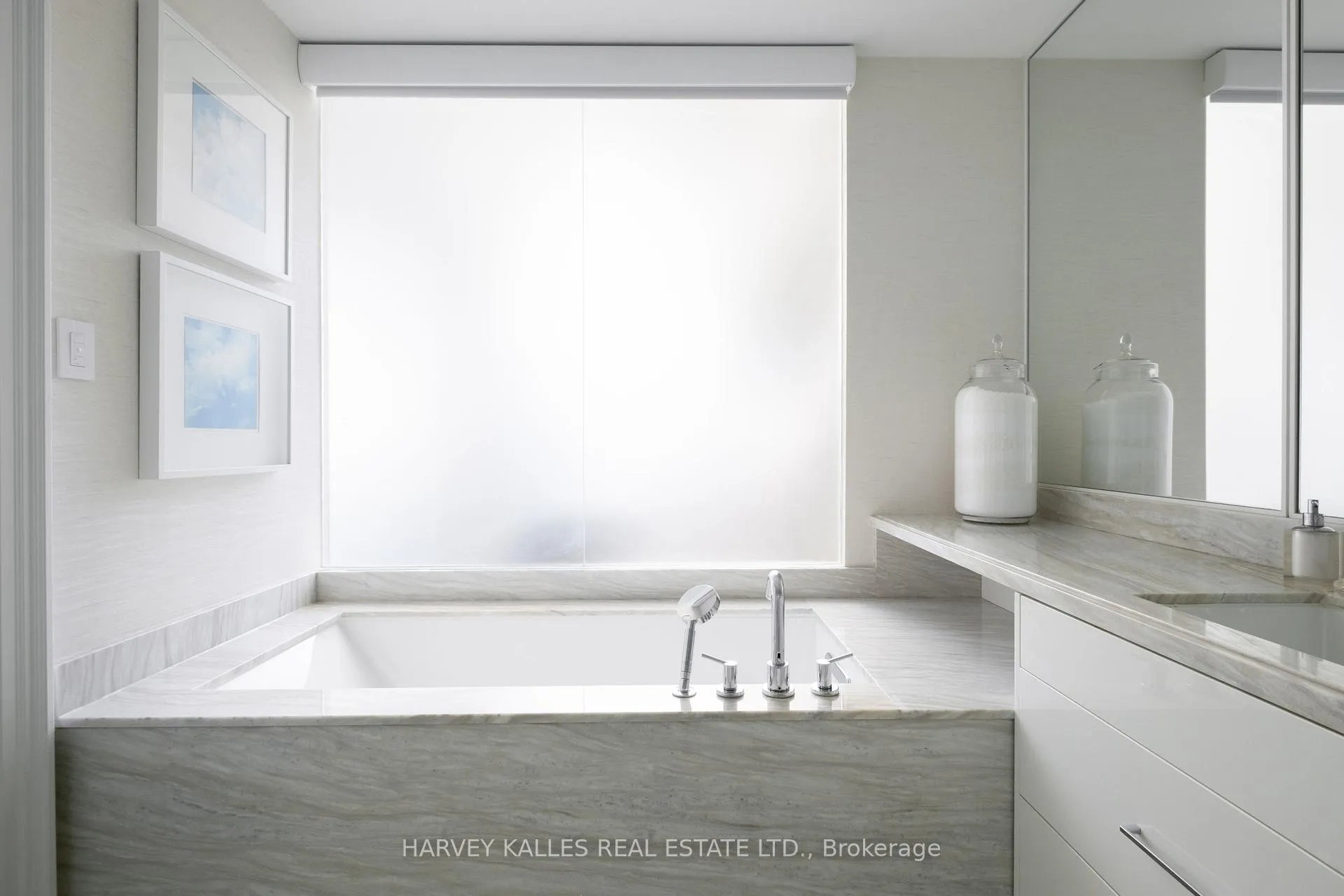 Photo 19 of 127 Pears Avenue, Toronto, The Annex — HOMEH