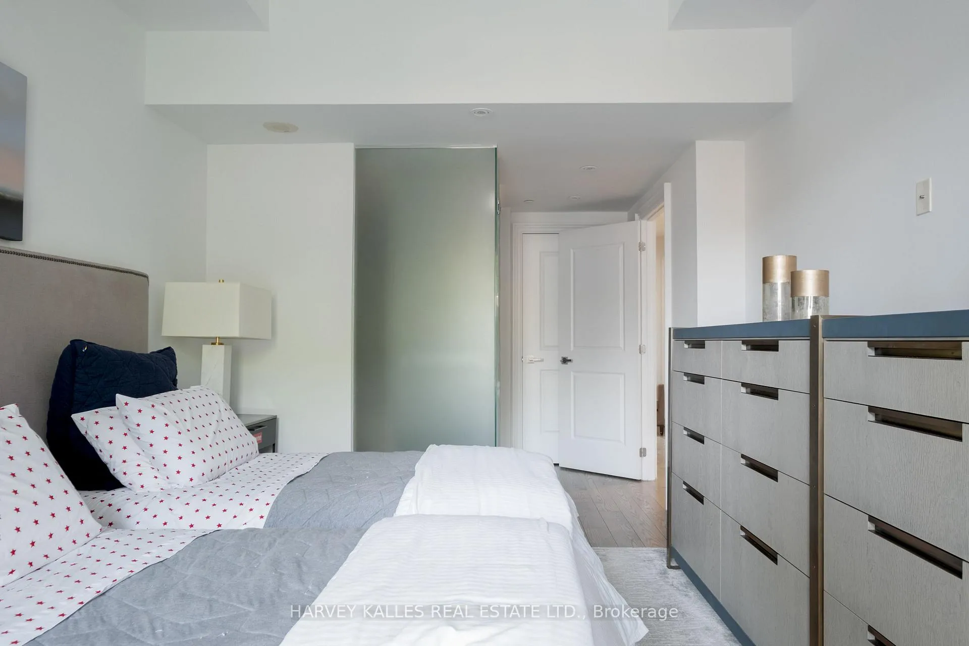 Photo 26 of 127 Pears Avenue, Toronto, The Annex — HOMEH