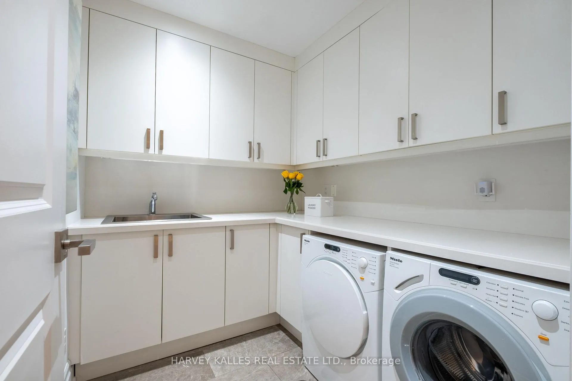 Photo 28 of 127 Pears Avenue, Toronto, The Annex — HOMEH
