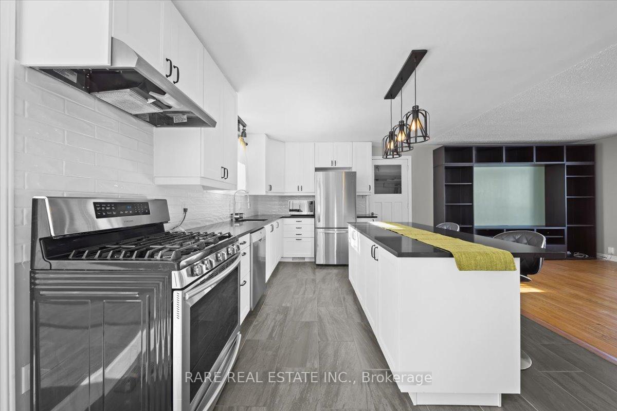Photo 10 of 170 Munro Street, Carleton Place — HOMEH