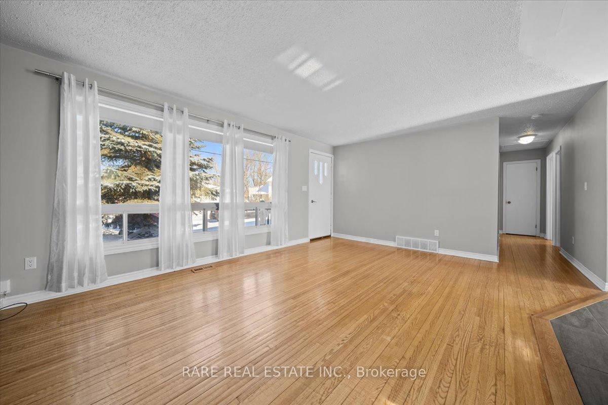 Photo 12 of 170 Munro Street, Carleton Place — HOMEH