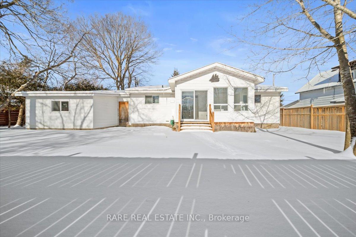 Photo 25 of 170 Munro Street, Carleton Place — HOMEH