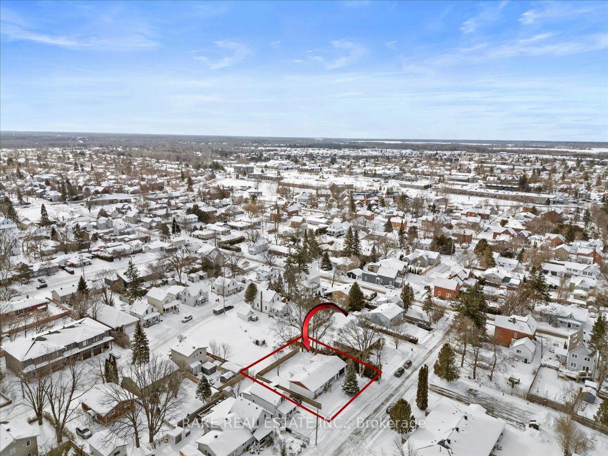 Photo 35 of 170 Munro Street, Carleton Place — HOMEH