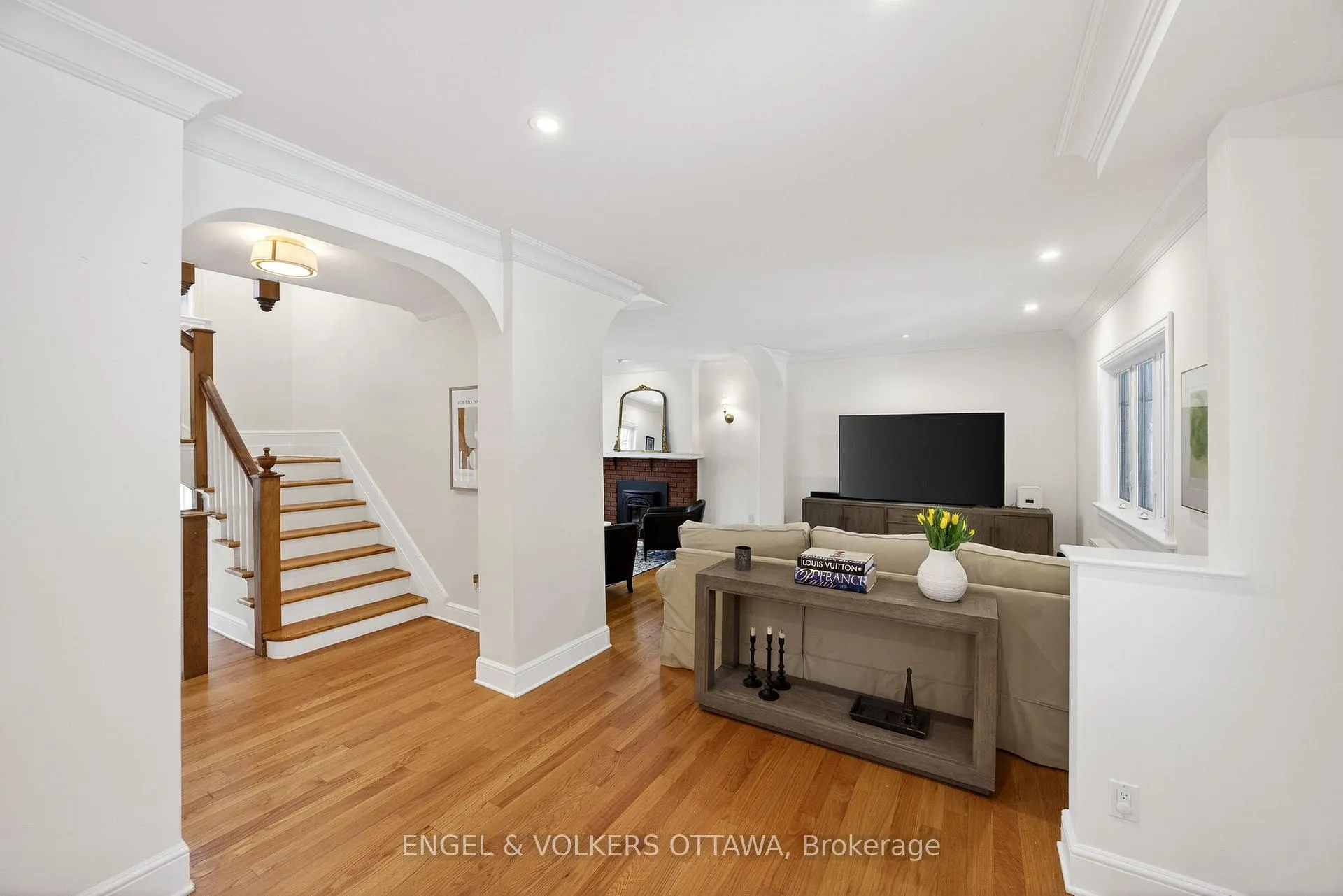 Photo 5 of 498 Queen Elizabeth Drive, Ottawa, Glebe — HOMEH