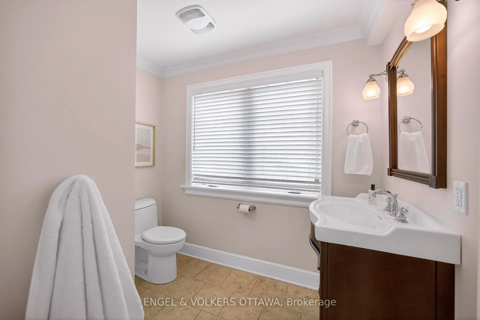Photo 38 of 498 Queen Elizabeth Drive, Ottawa, Glebe — HOMEH