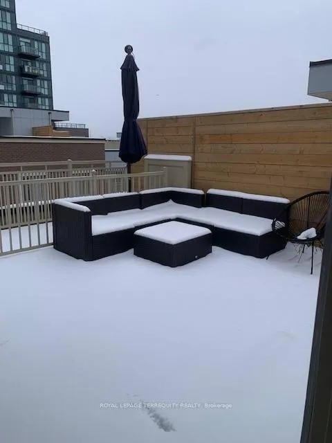 Photo 3 of Unit TH90, 31 Honeycrisp Crescent, Vaughan, Vaughan Corporate Centre — HOMEH