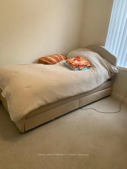 Photo 11 of Unit TH90, 31 Honeycrisp Crescent, Vaughan, Vaughan Corporate Centre — HOMEH