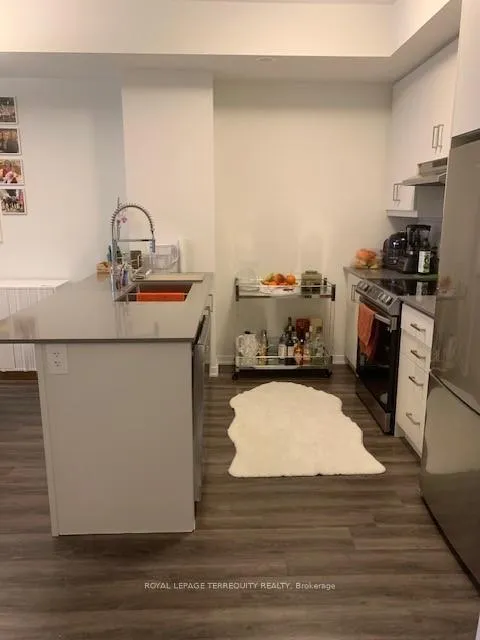 Photo 13 of Unit TH90, 31 Honeycrisp Crescent, Vaughan, Vaughan Corporate Centre — HOMEH