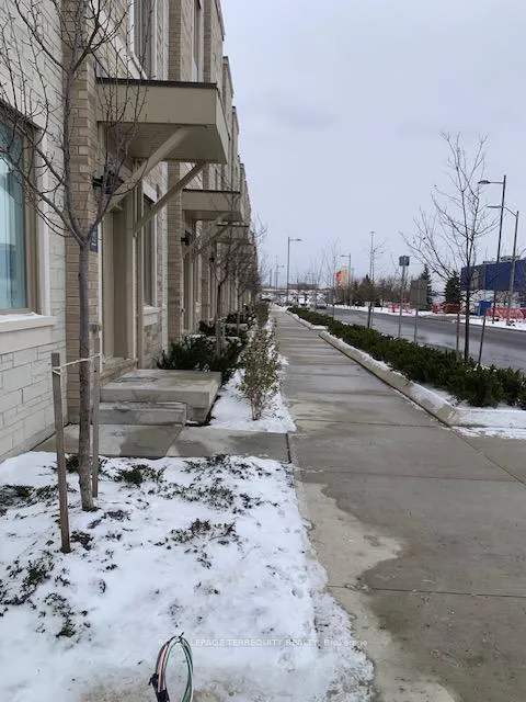 Photo 19 of Unit TH90, 31 Honeycrisp Crescent, Vaughan, Vaughan Corporate Centre — HOMEH
