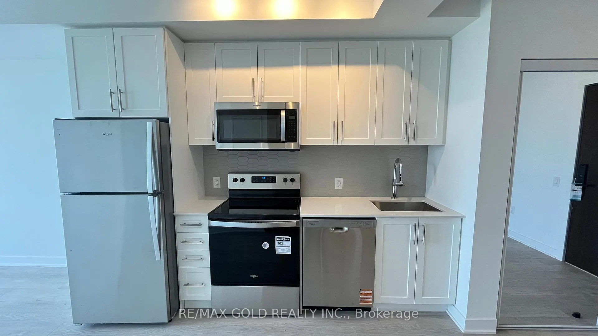 Photo 10 of Unit 1409, 2782 Barton Street E, Hamilton, Riverdale — HOMEH