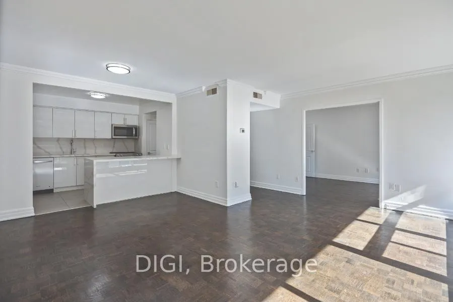 Photo 8 of Unit 701, 50 Prince Arthur Avenue, Toronto, The Annex — HOMEH