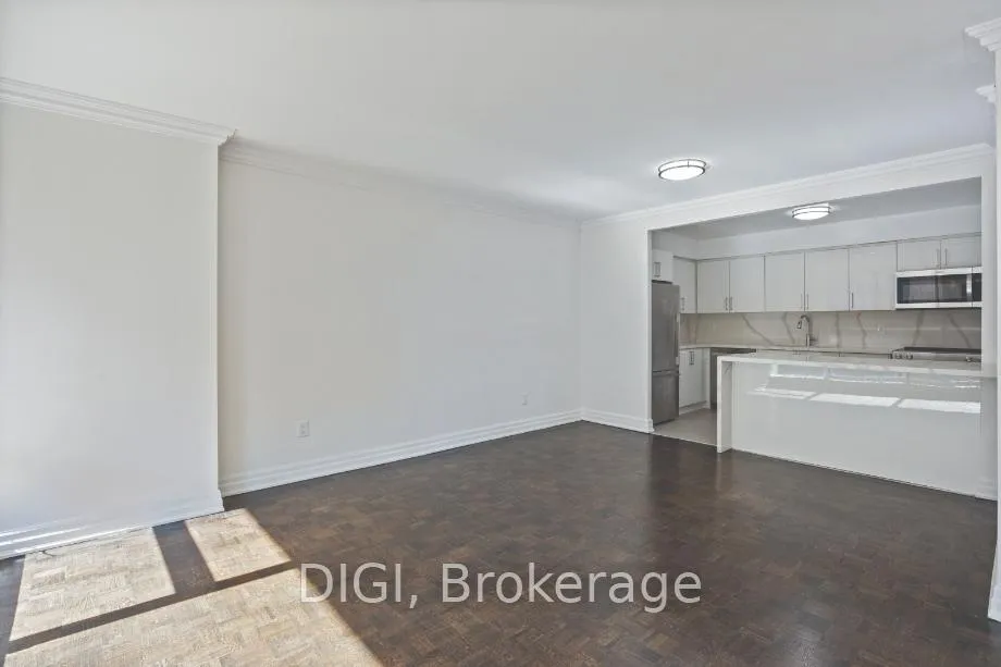 Photo 9 of Unit 701, 50 Prince Arthur Avenue, Toronto, The Annex — HOMEH