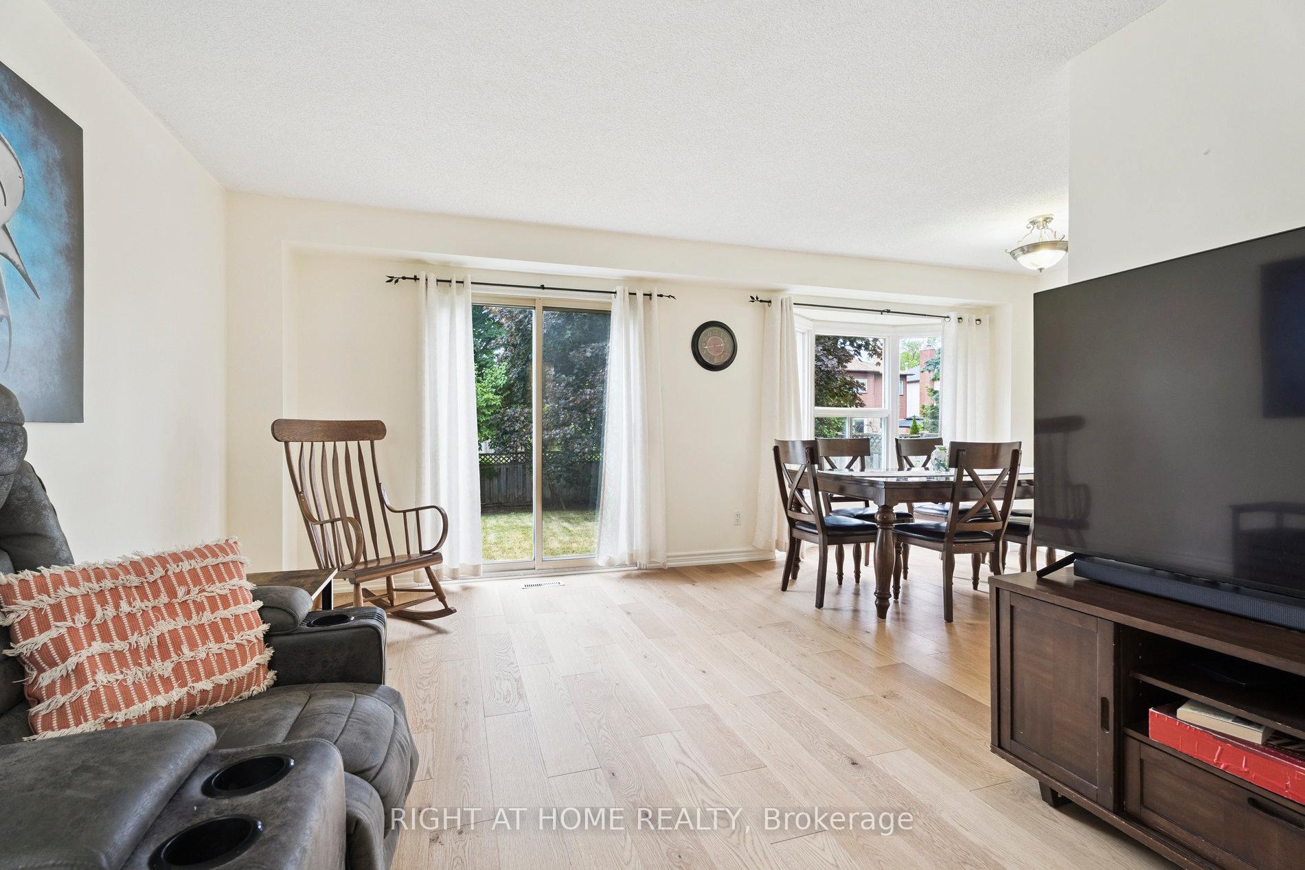 Photo 11 of 56 Sunbird Boulevard, Georgina, Keswick North — HOMEH