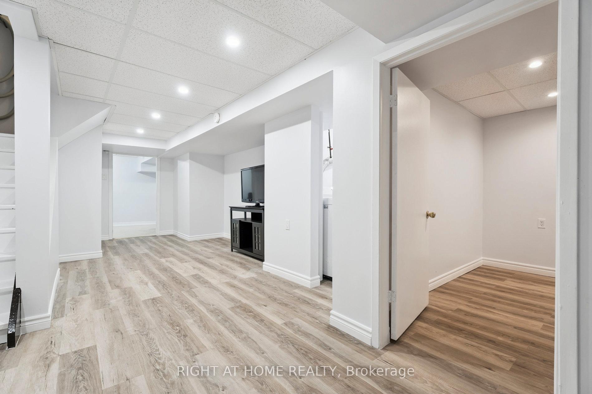 Photo 22 of 56 Sunbird Boulevard, Georgina, Keswick North — HOMEH