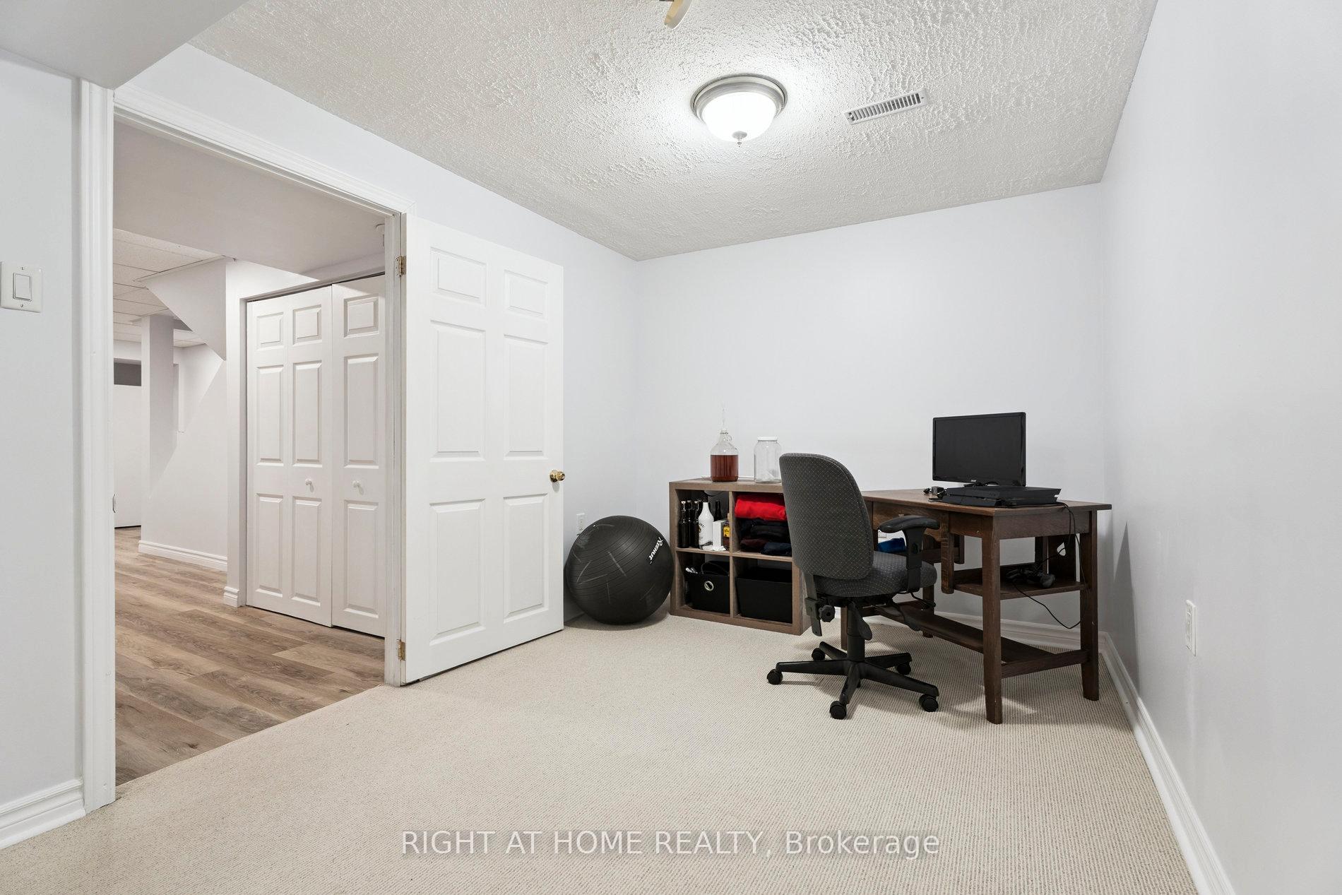 Photo 24 of 56 Sunbird Boulevard, Georgina, Keswick North — HOMEH