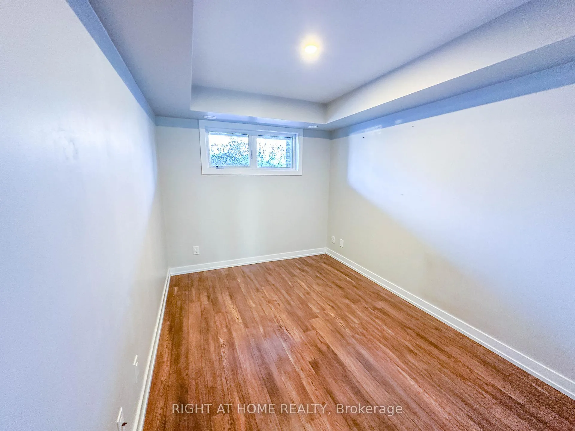 Photo 12 of Unit 105, 2 Dunsheath Way, Markham, Cornell — HOMEH