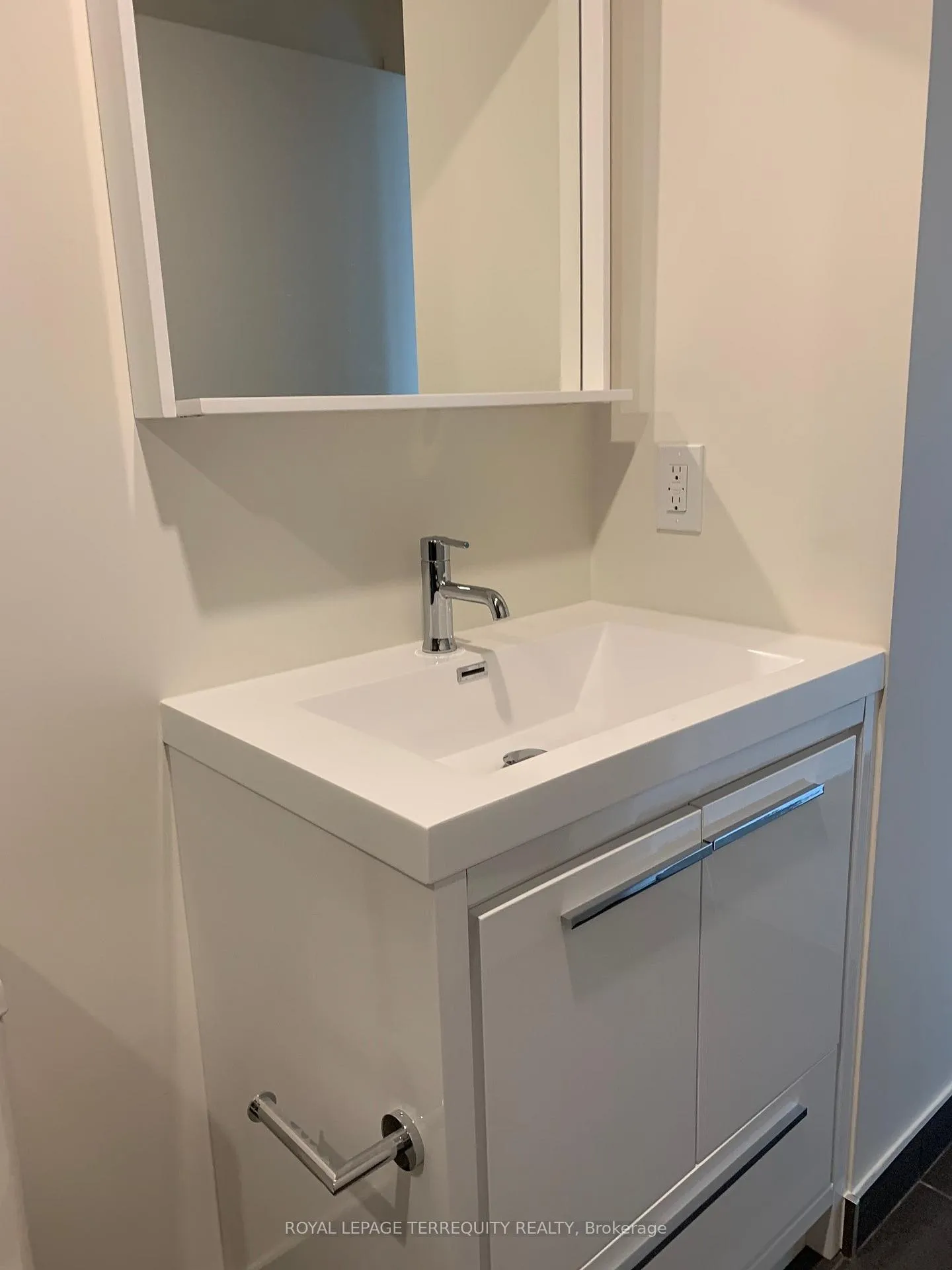 Photo 8 of Unit 1002, 212 King William Street E, Hamilton, Beasley — HOMEH