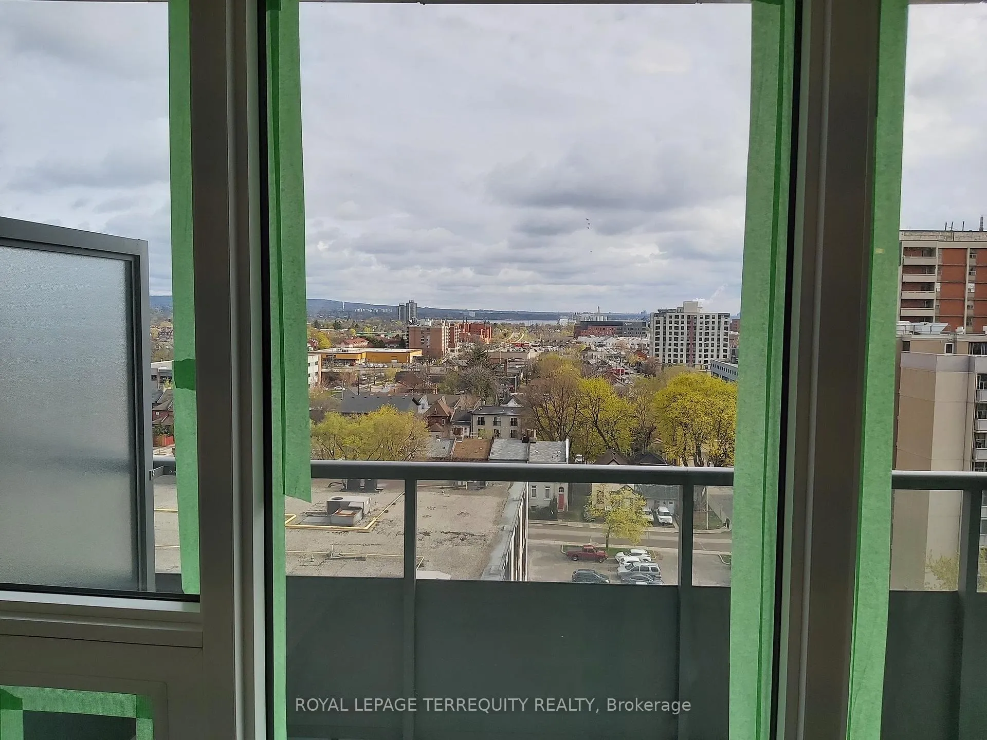 Photo 15 of Unit 1002, 212 King William Street E, Hamilton, Beasley — HOMEH