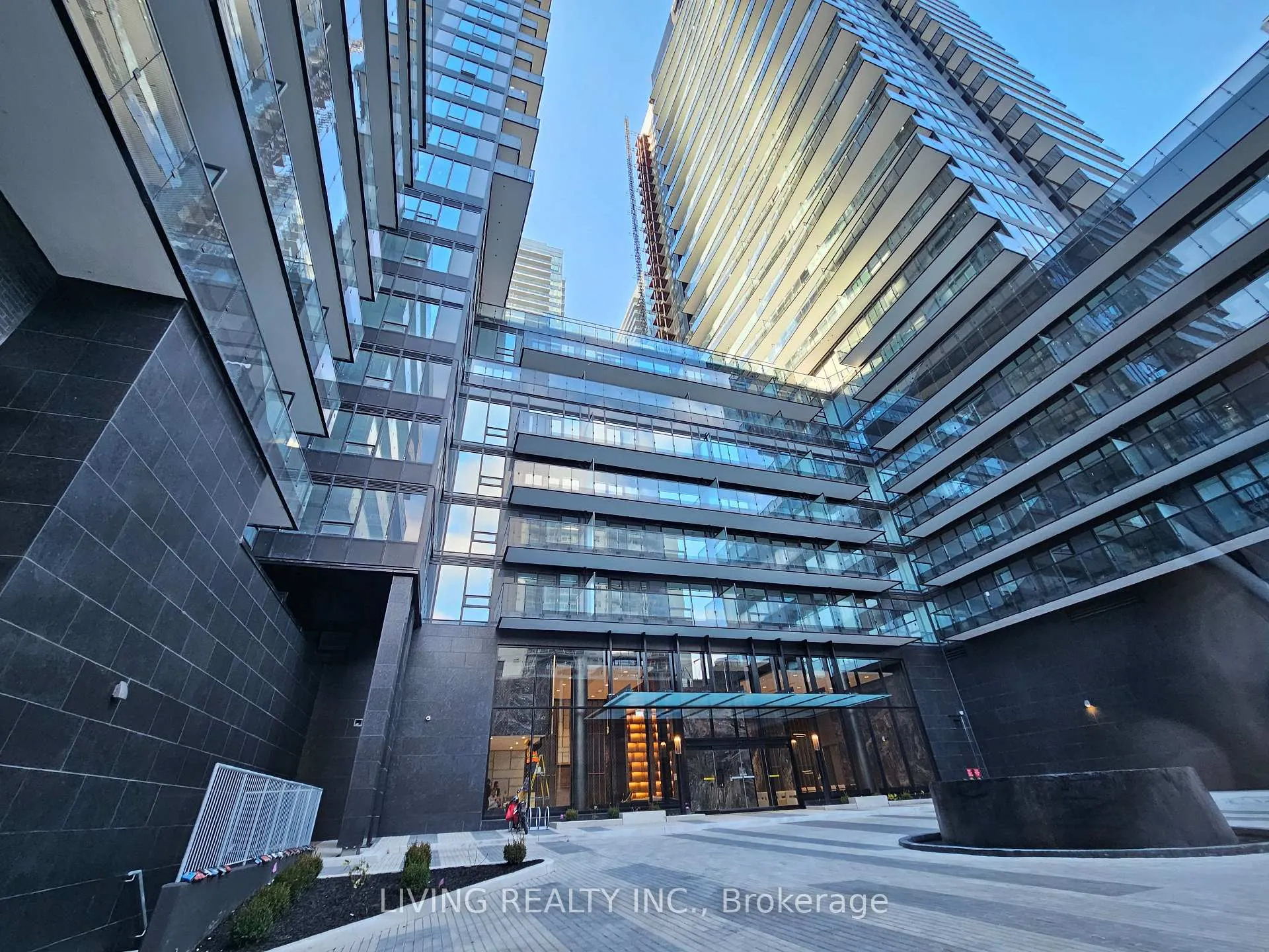 Photo 1 of Unit 1602, 127 Broadway Avenue, Toronto, Mount Pleasant West — HOMEH