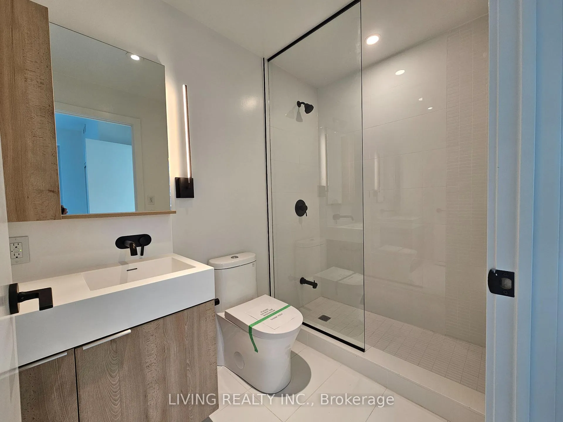 Photo 11 of Unit 1602, 127 Broadway Avenue, Toronto, Mount Pleasant West — HOMEH
