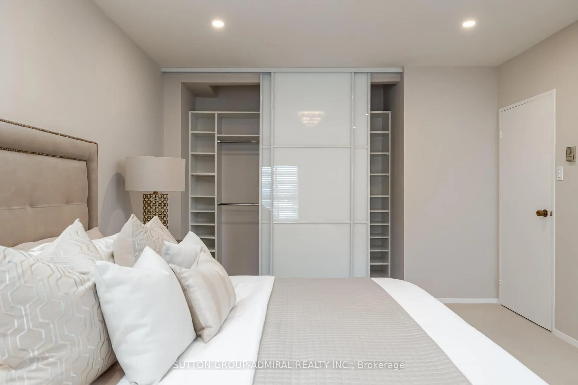 Photo 29 of Unit 202, 10 Prue Avenue, Toronto, Englemount-Lawrence — HOMEH