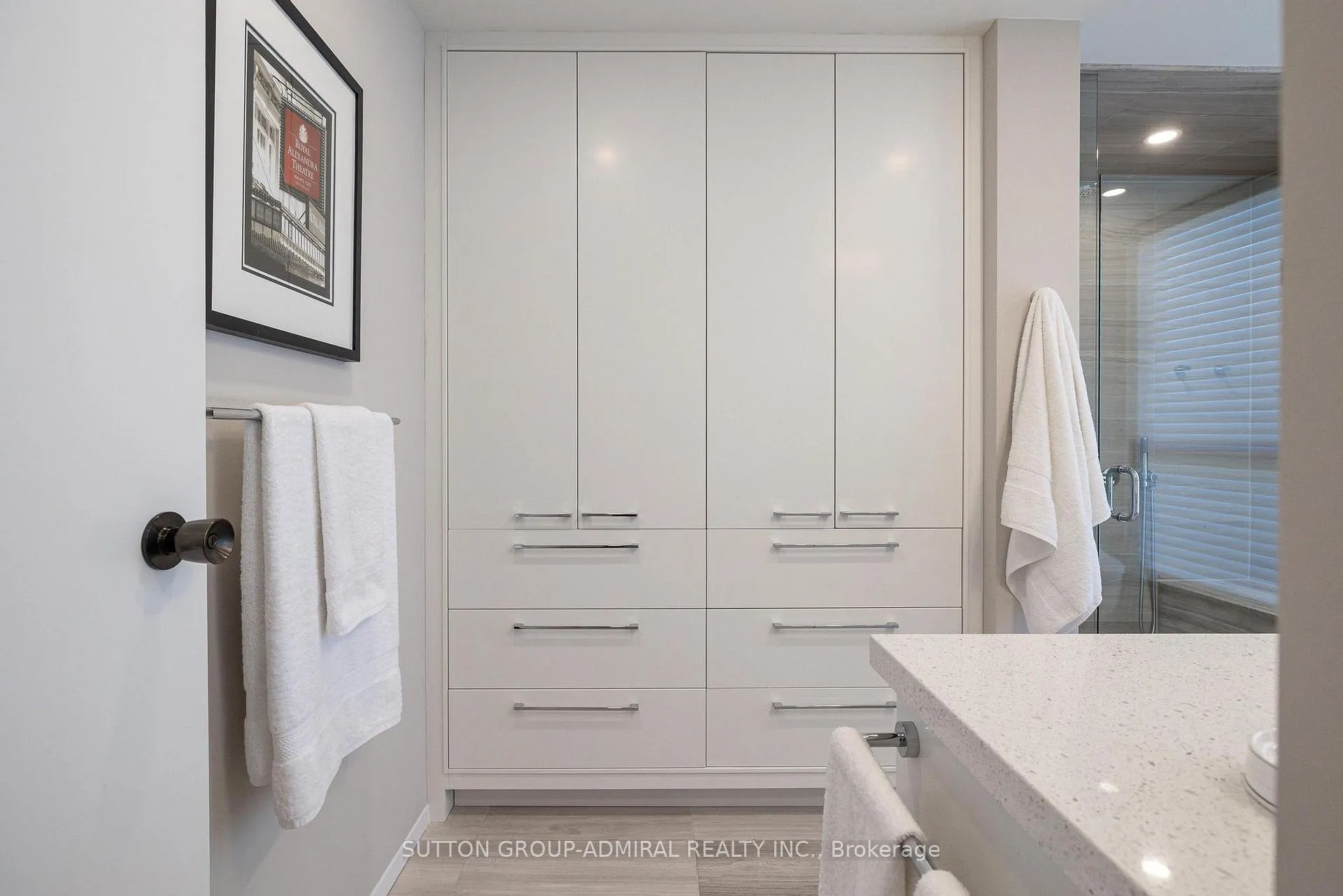 Photo 32 of Unit 202, 10 Prue Avenue, Toronto, Englemount-Lawrence — HOMEH