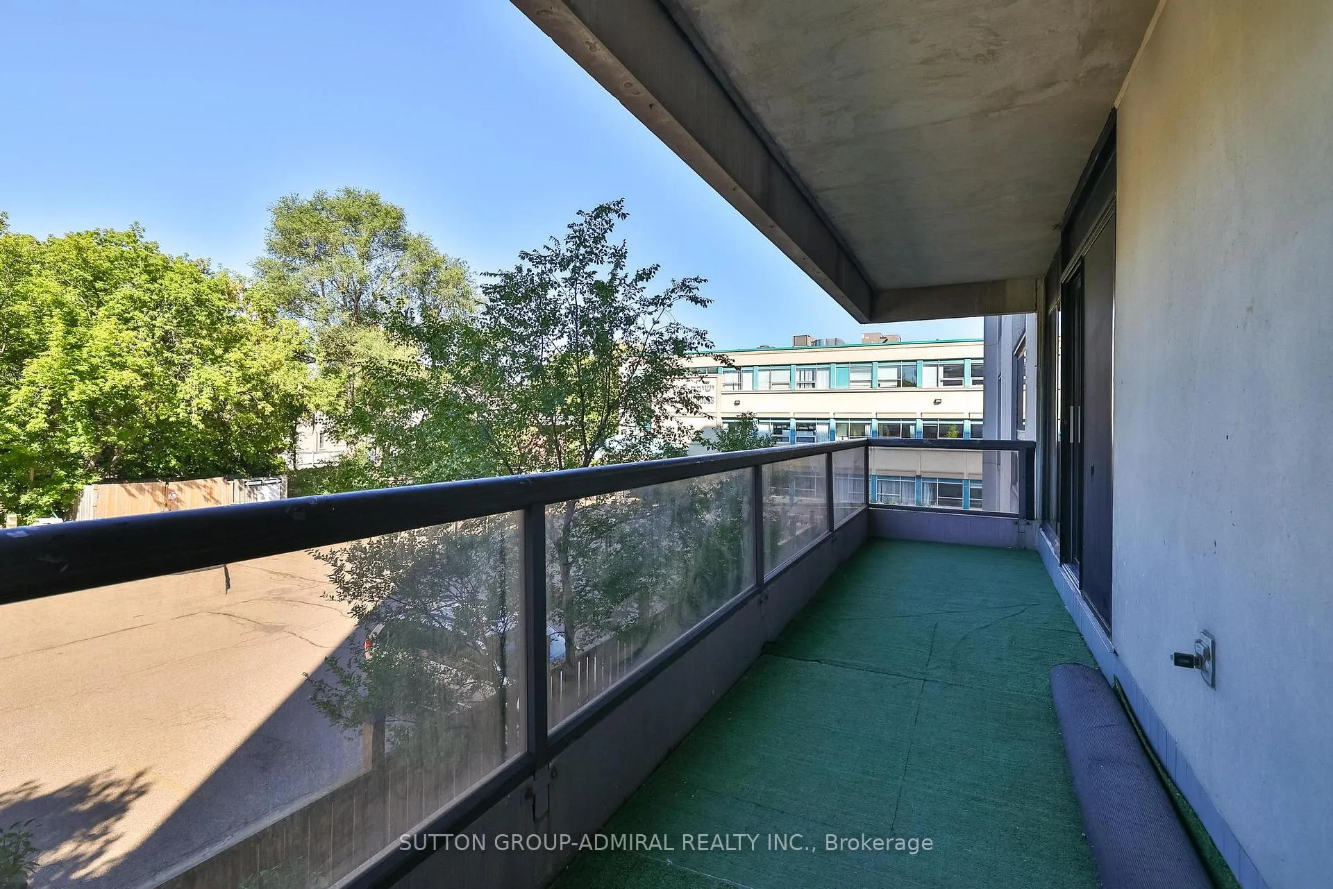 Photo 40 of Unit 202, 10 Prue Avenue, Toronto, Englemount-Lawrence — HOMEH