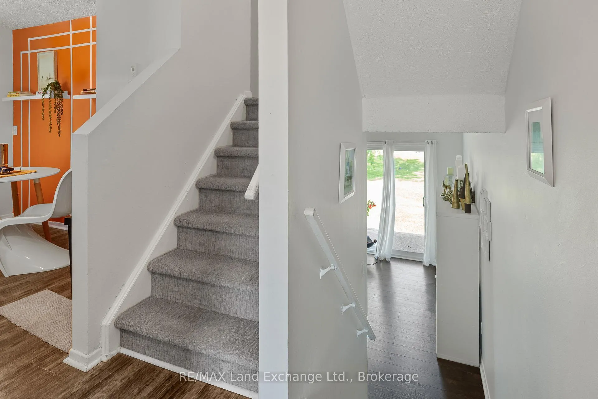 Photo 5 of 866 Walsh Street, Kincardine — HOMEH