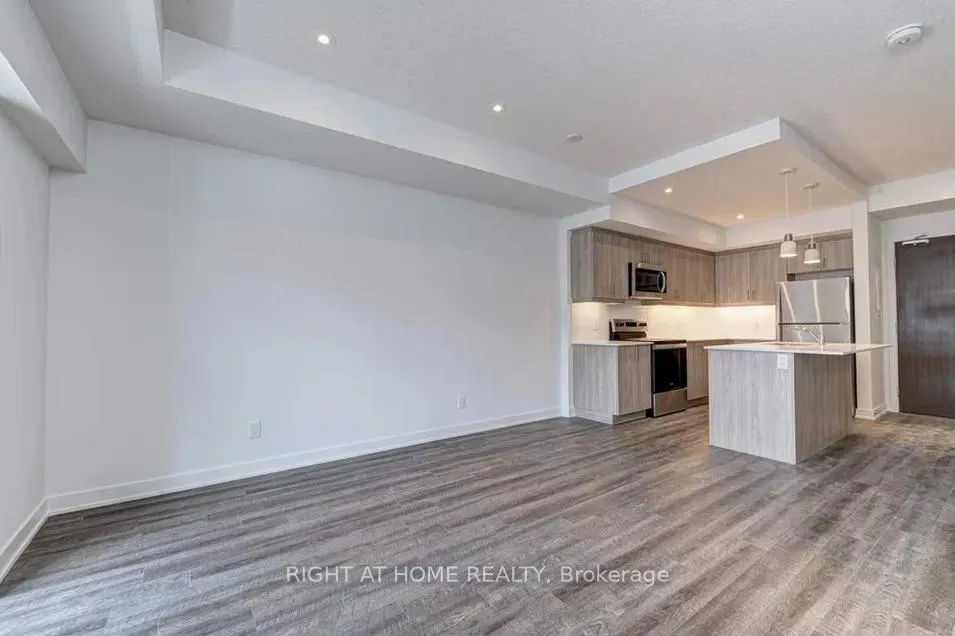 Photo 11 of Unit 312, 16 Markle Crescent, Hamilton, Ancaster — HOMEH