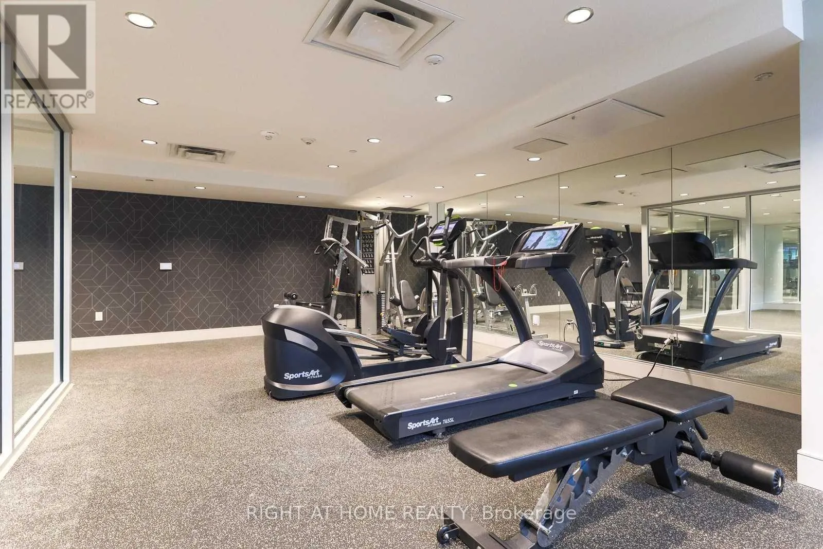 Photo 18 of Unit 312, 16 Markle Crescent, Hamilton, Ancaster — HOMEH