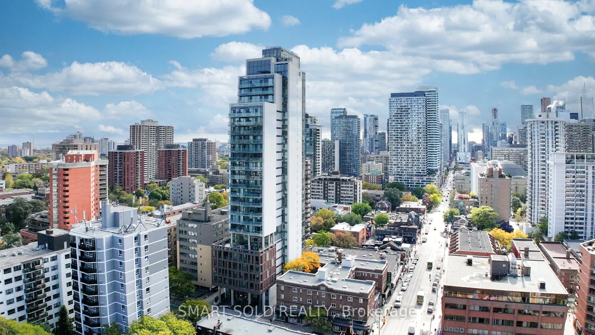Photo 2 of Unit 1307, 81 Wellesley Street E, Toronto, Church-Yonge Corridor — HOMEH